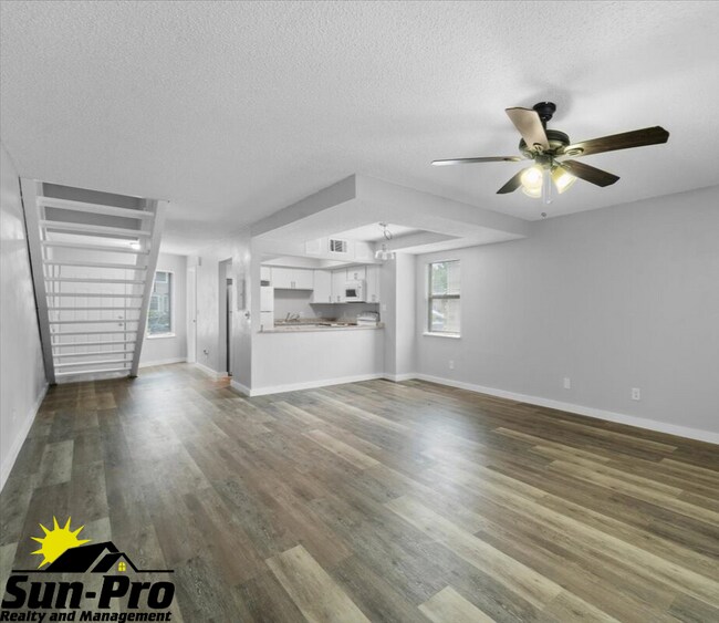 Foto del edificio - 3960 Oak Trail Run