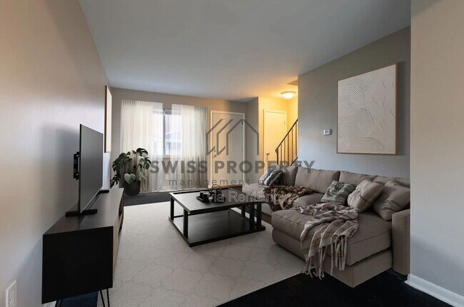 Building Photo - 892 N Meadows Ct