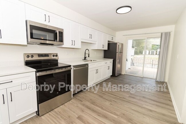 Building Photo - 513 Donaldson Rd