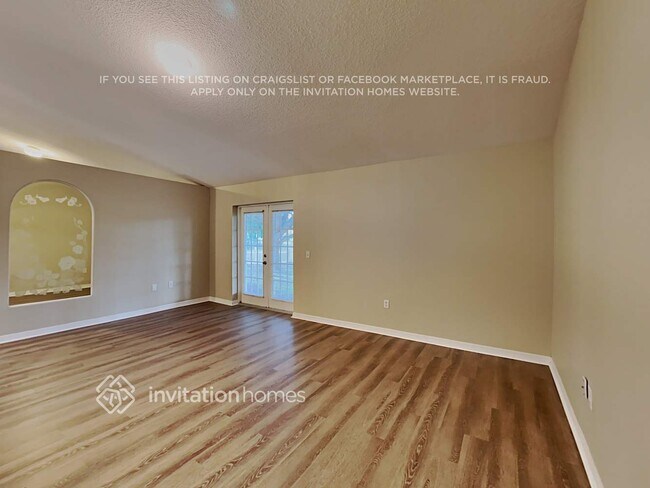 Foto del edificio - 2486 W Moonlight Ln