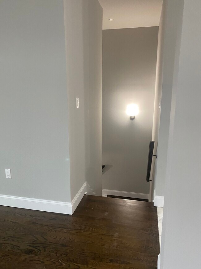 Foto del edificio - 24 Eugene St