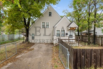 Building Photo - 1218 E Morris St Building Photo - 1218 E Morris St