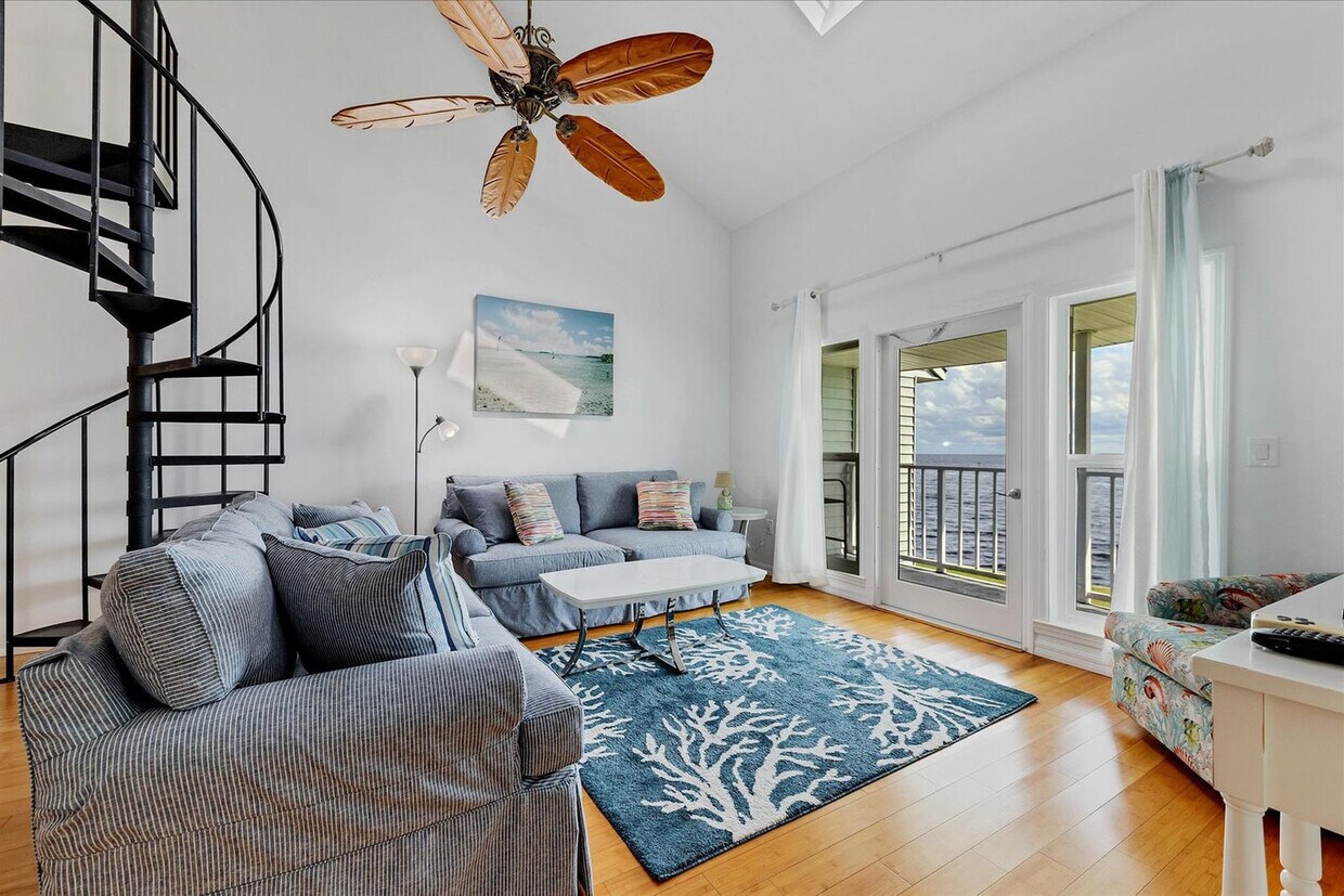 Foto principal - 4410 Warren Ave