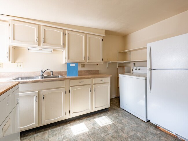 Foto del edificio - 120-126 North Willard St