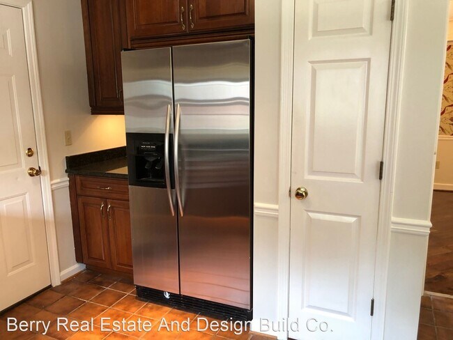 Building Photo - 3 br, 2.5 bath House - 1412 Camden Walk