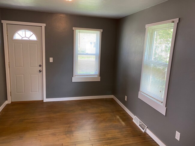 Living Room Front Entry - 167 W 23rd Ave