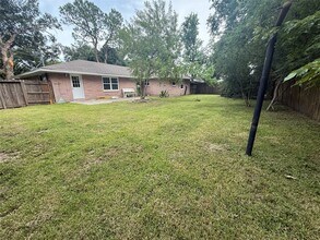 Building Photo - 2206 Eriksson St