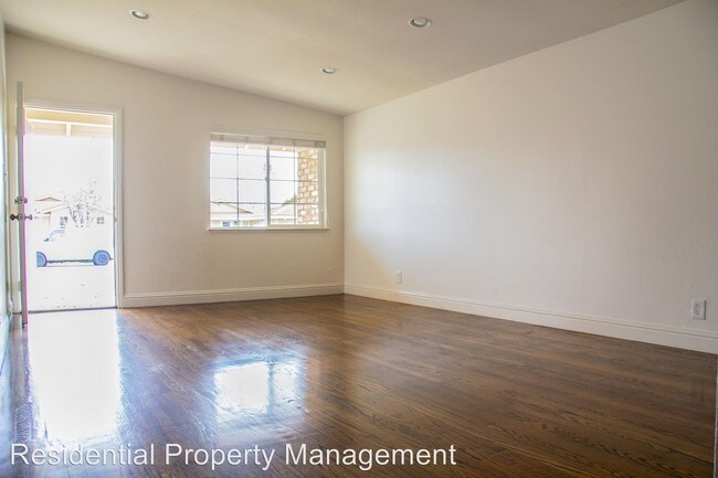 Building Photo - 3 br, 2 bath House - 41755 Sherwood