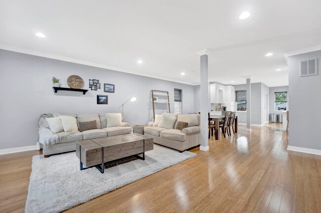 Building Photo - 1626 N Spaulding Ave