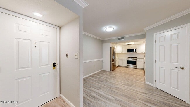 Building Photo - 4200 N Miller Rd