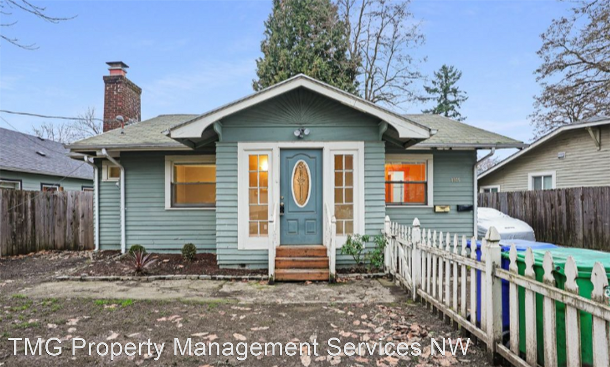 Primary Photo - 3 br, 2 bath House - 8925 NE Sandy Blvd
