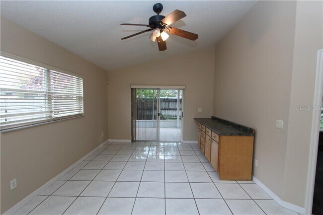 Building Photo - 10905 Brown Trout Cir