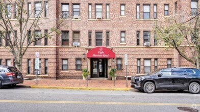 Building Photo - 8 Barstow Rd