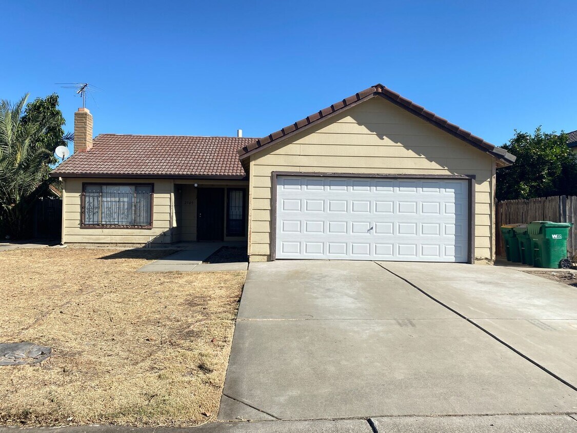 2505 Pyrenees Ave, Stockton, CA 95210 House Rental in Stockton, CA