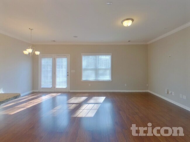 Foto del edificio - 318 Lanyard Ln