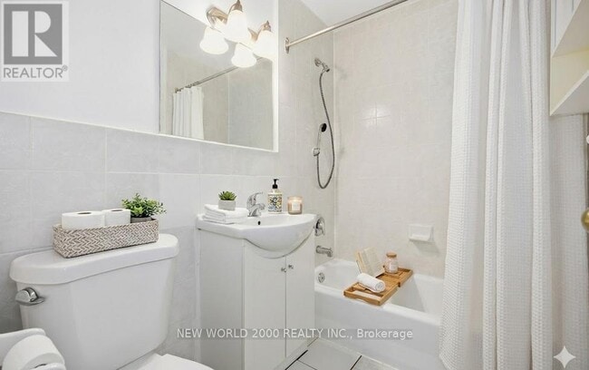 Building Photo - 49 Glen Elm Ave