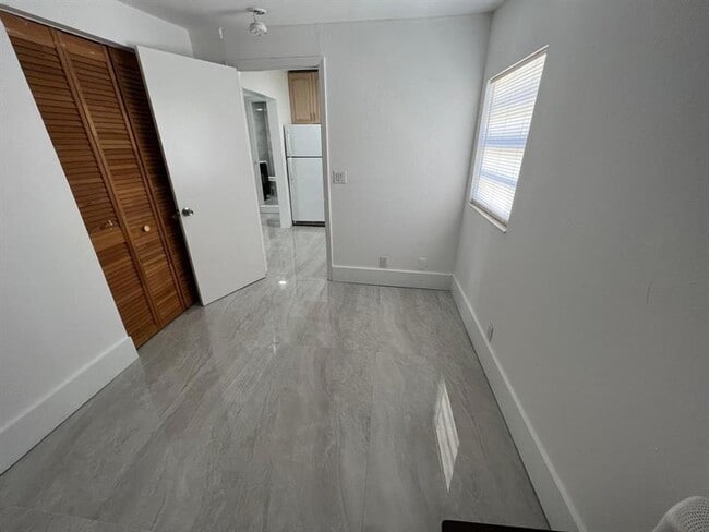 Foto del edificio - 4040 NE 12th Terrace