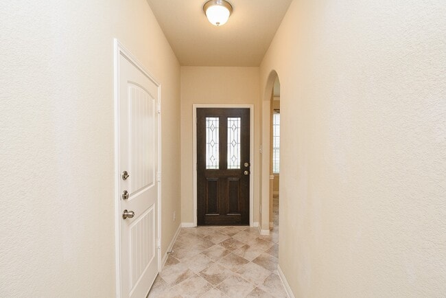 Building Photo - 2826 Whitman Dr