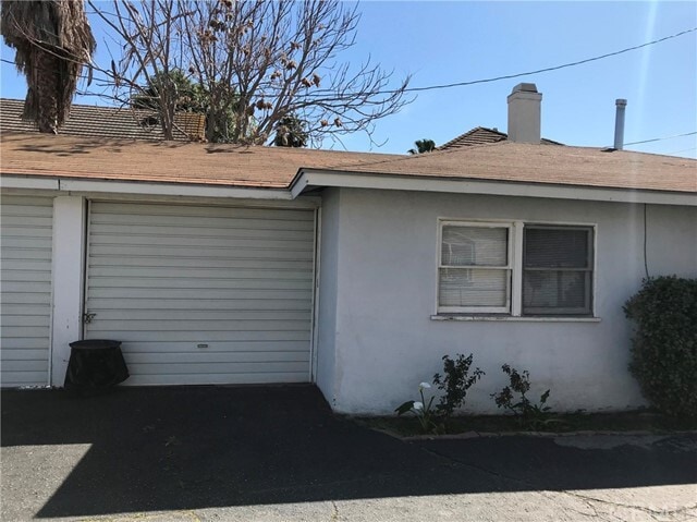 Building Photo - 5332 Acacia St