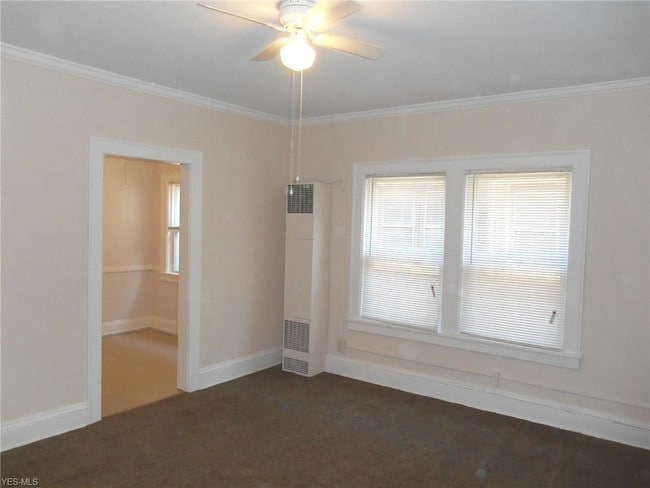 Building Photo - 1310 W 116th St