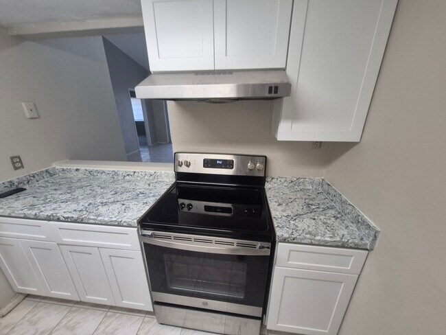 Foto del edificio - 1921 Truman Rd