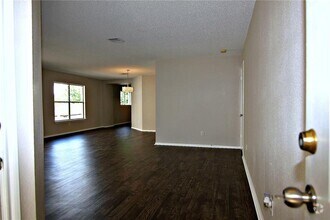 Building Photo - 2110 Jasper Ln