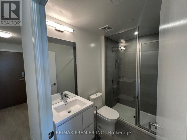 Building Photo - 5 Quarrington Ln