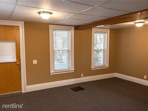 Foto del edificio - 3 br, 2 bath House - 390 Gregory St