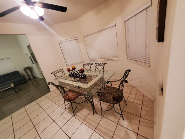 Building Photo - 206 Oluea Cir