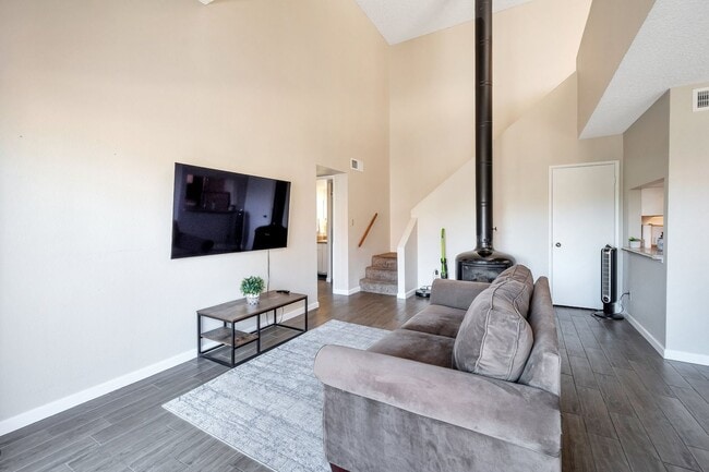 Photo - Two bedroom, two bathroom Scottsdale Condo!