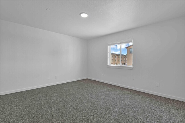 Foto del edificio - 12603 Telge Rd