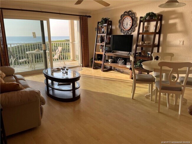 Foto del edificio - 429 NE Tradewind Ln