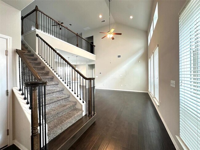 Foto del edificio - 3240 E Whitestone Blvd