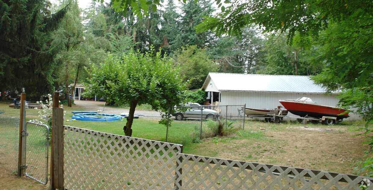 Foto del edificio - 3227 78th Ave SE