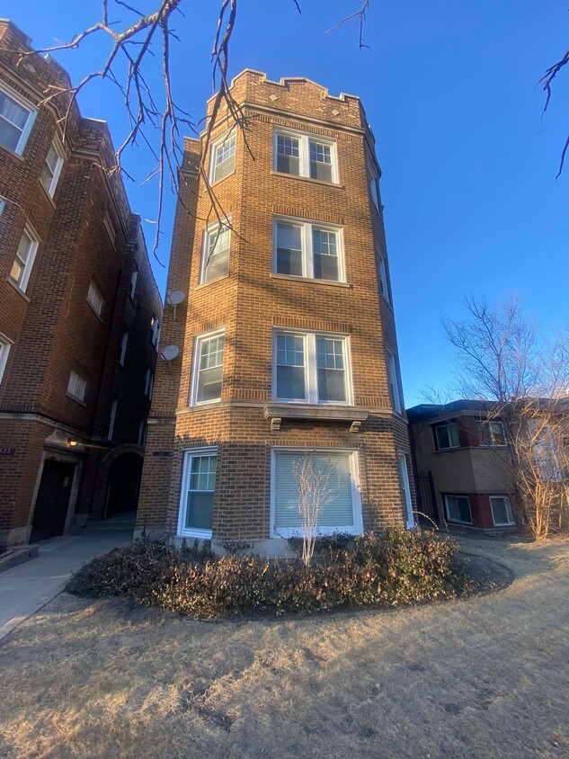 Foto principal - 733 Brummel St