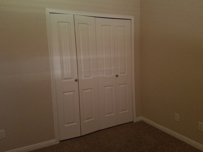 Foto del edificio - Spacious Home For Rent