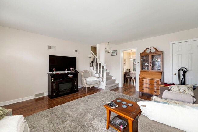 Foto del edificio - 2636 N West St