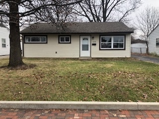 Building Photo - 120 S Yearling Rd