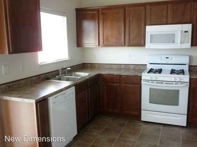 Building Photo - 3 br, 2 bath House - 18195 Grizzly Bear Ct.