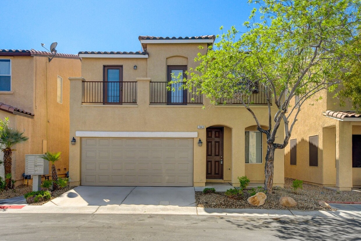 Primary Photo - 4 Bedroom Home in the South West / 89139 Area