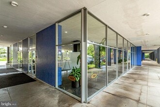 Building Photo - 1301 Delaware Ave SW