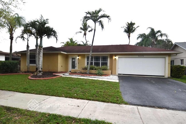 Building Photo - 5620 SW 119th Ave