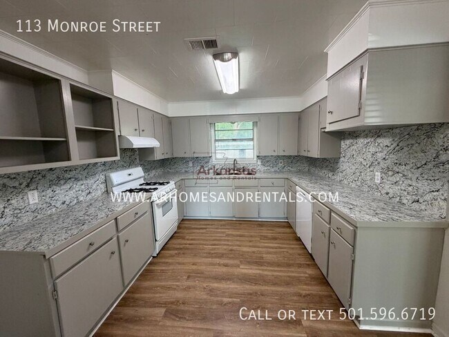 Foto del edificio - 113 N Monroe St