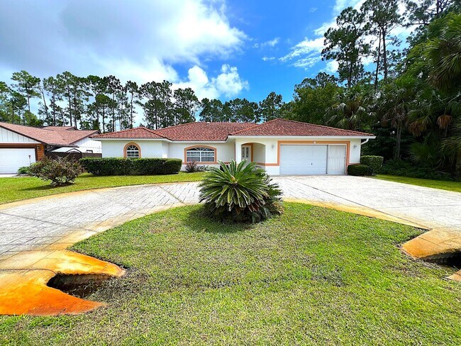 Building Photo - 106 Point of Woods Dr