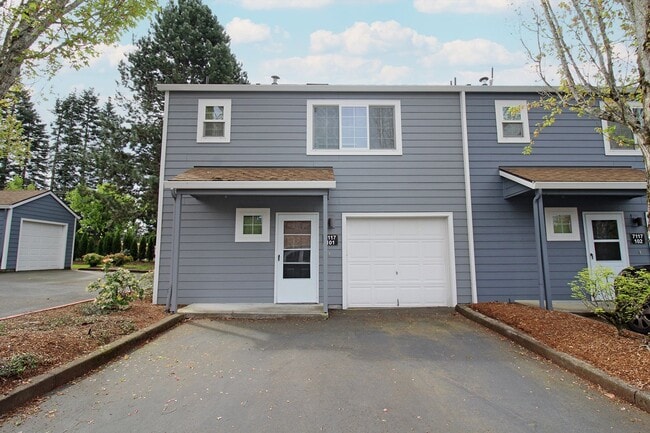 Building Photo - 7117 SW Sagert St