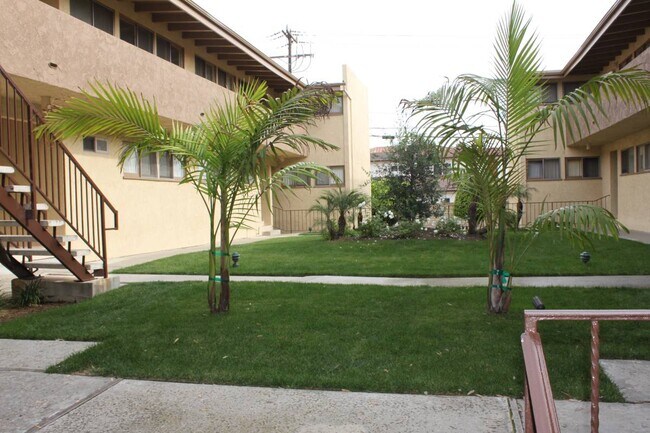Foto del edificio - 904 S Catalina Ave