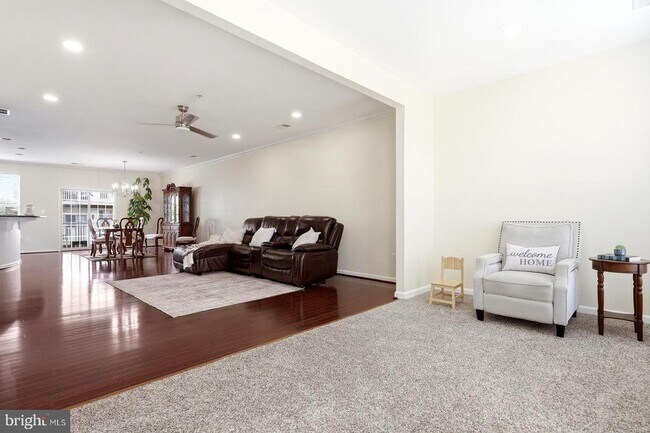 Foto del edificio - 7931 Crescent Park Dr