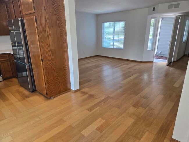 Building Photo - 363 Windjammer Cir
