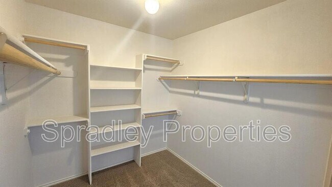Building Photo - 1019 Starlight Dr