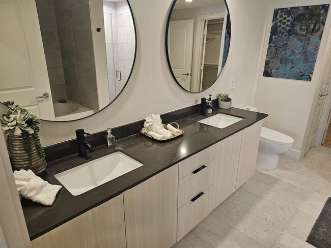 Foto del edificio - 2137 Pelham Dr